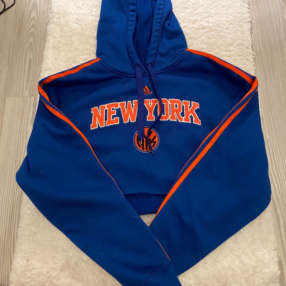 cropped hoodie